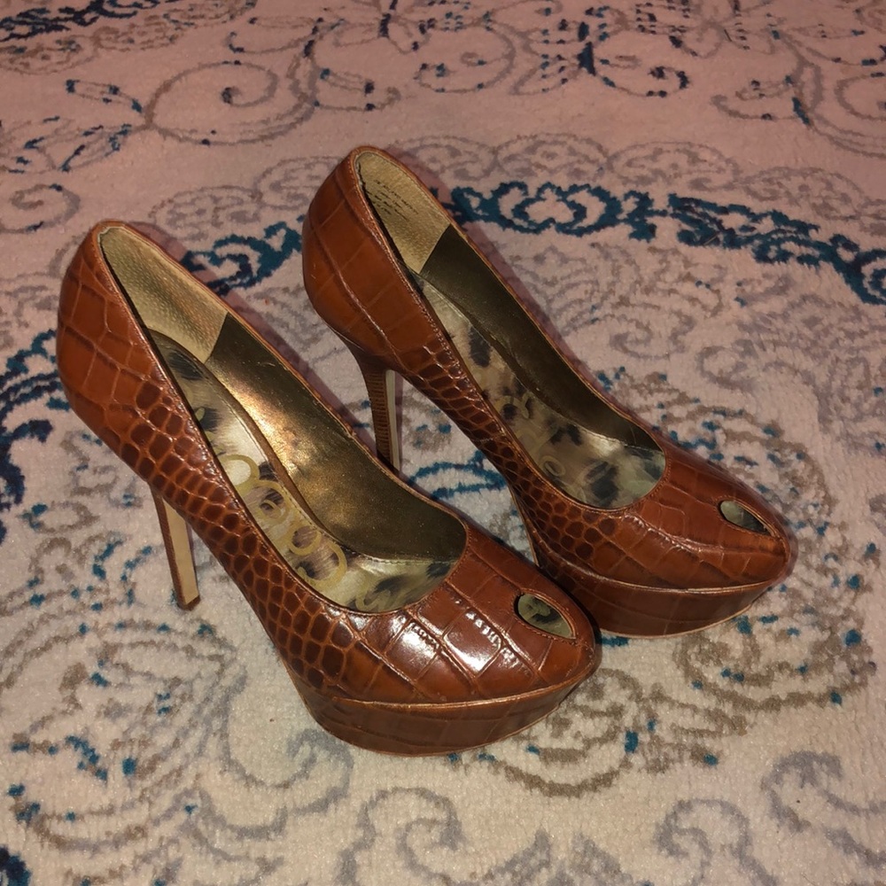 Sam Edelman Brown Pumps
